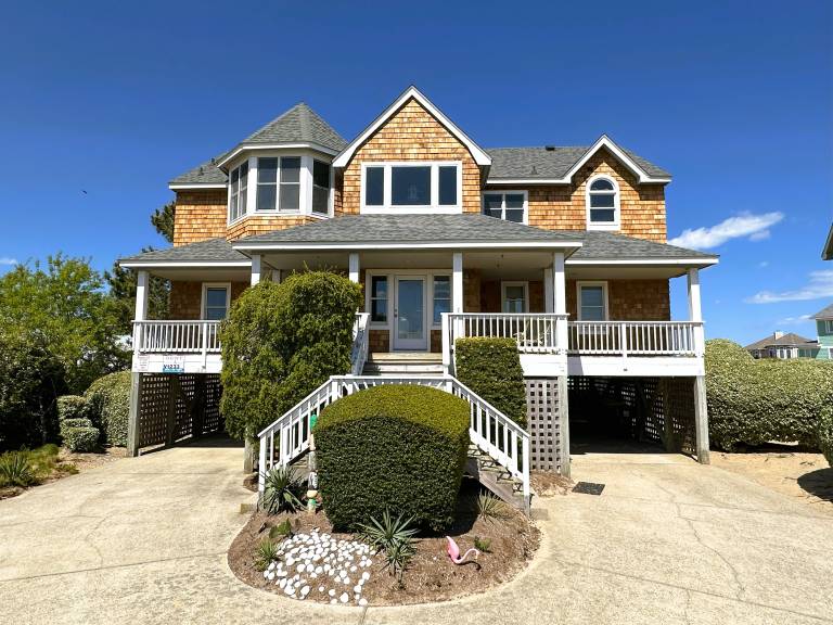 Vacation home with barbeque | Beach nearby | Pet-friendly in Outer Banks, NC