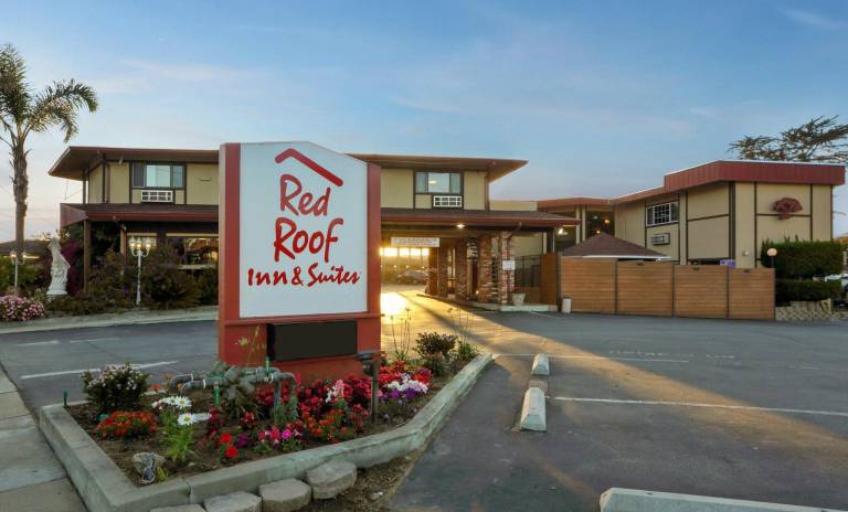 Red Roof Inn & Suites Monterey — photo 3