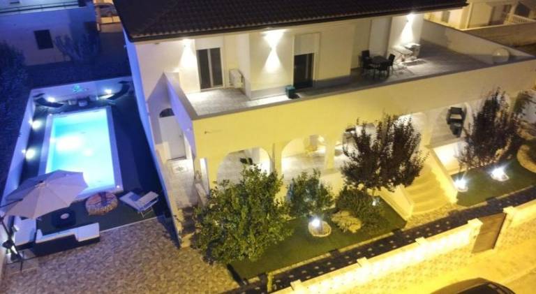 Wonderful rental apartment with barbecue, garden & patio | Suitable for remote work | Pets are welcome — photo 2