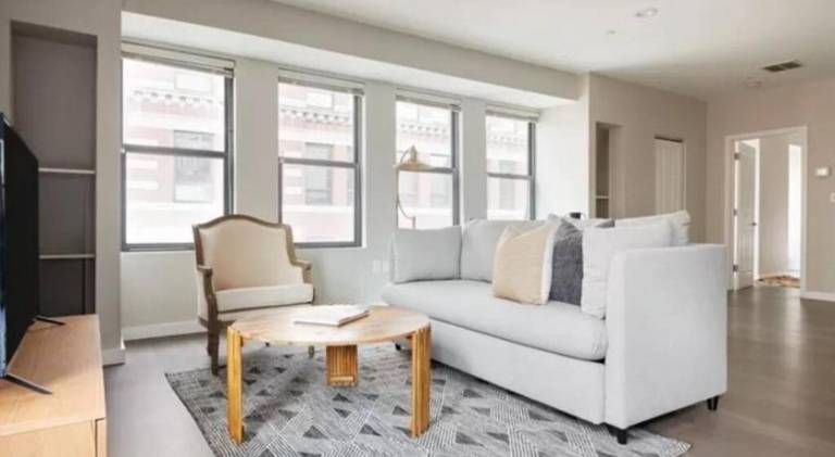 New and Lovely 1br in FIDI District with Keyless Entry in Boston, MA