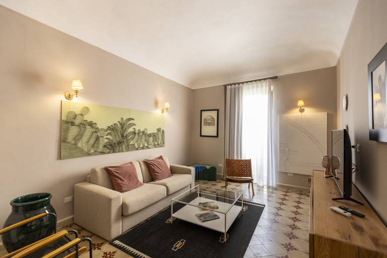 Family-friendly pleasant rental apartment with patio | City view | Dogs allowed — photo 2
