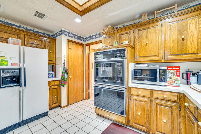 Pet-Friendly Home w/ Pool - 8 Mi to Central Plano! — photo 3