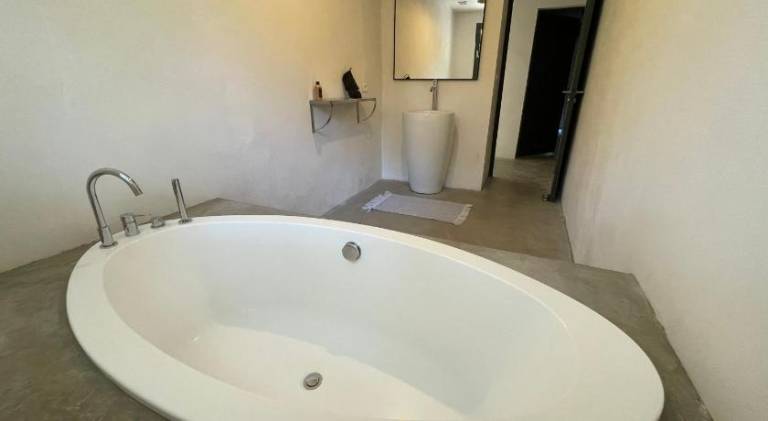Wonderful villa with pool & hot tub | Pets are welcome — photo 5