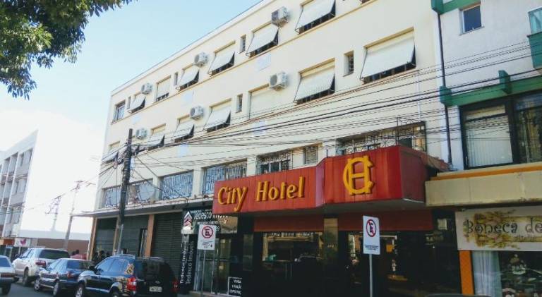 City Hotel PF