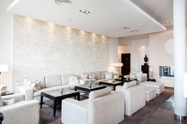 Relais & Chateaux Hotel Burg Schwarzenstein — photo 4