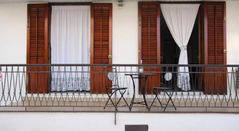 House with 2 rooms for 4 persons — photo 3