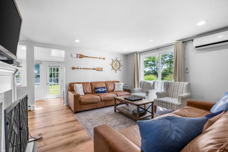 Child-friendly vacation home with private pool & BBQ | Next to the beach | Suitable for remote work | Dogs allowed — photo 4