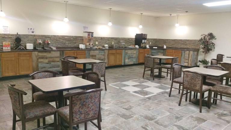 Days Inn by Wyndham Erie — photo 5