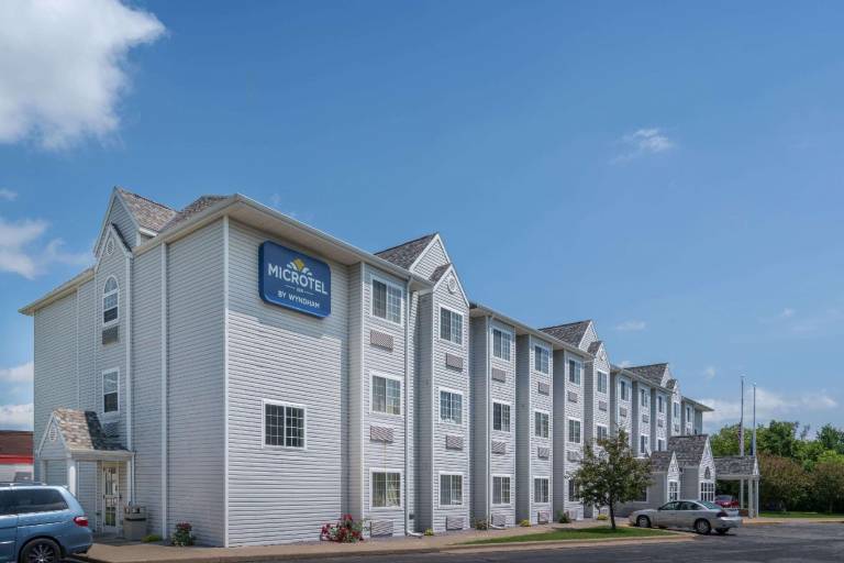 Microtel Inn by Wyndham Onalaska/La Crosse — photo 2