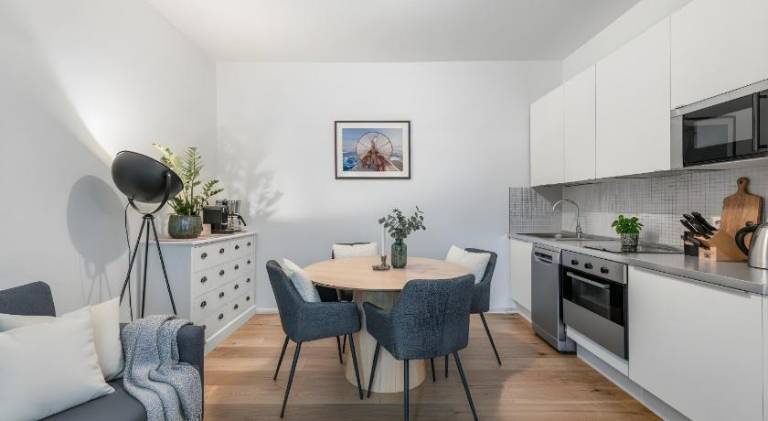 Lofty Torstr Apartments, 4 unique units from 1-3 bedrooms in Mitte, ideal for families & groups, fro — photo 5