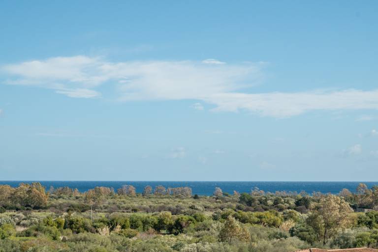 Holiday apartment with terrace | City view — photo 2