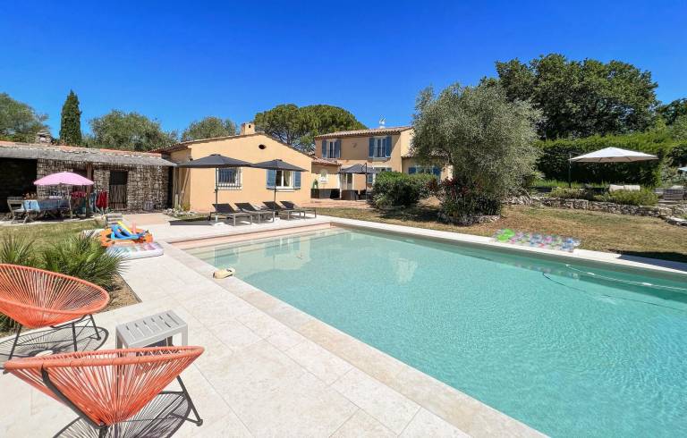 Maison de vacances  Saint-Cézaire-sur-Siagne