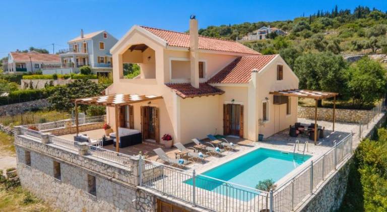 Villa with terrace, garden & barbecue in Kefalonia