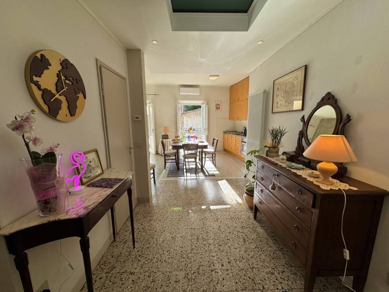 Holiday apartment with patio | Near Lucca Cathedral — photo 4