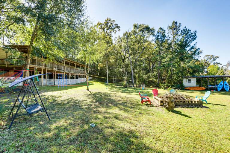 Lake Livingston Home w/ Dock & Deck! — photo 2