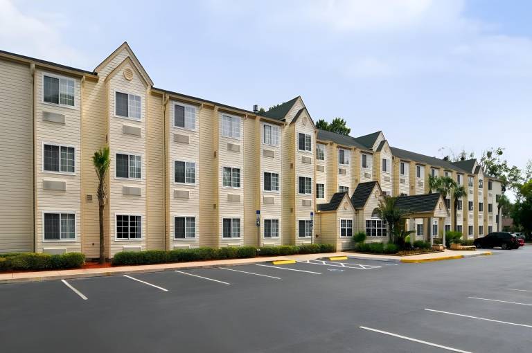 Hometown Inn & Suites Jacksonville