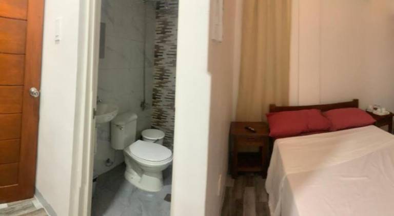 Serviced apartment with garden — photo 4