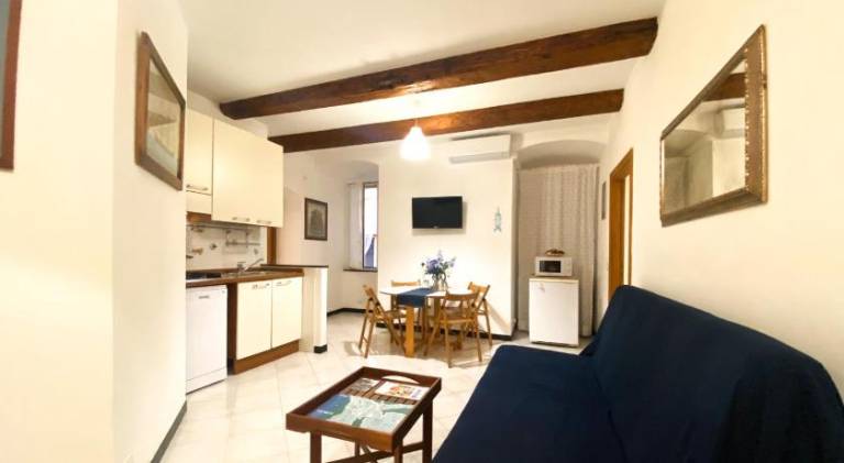 Holiday apartment with 2 rooms for 6 persons — photo 2