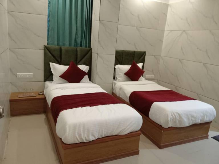 Hotel The Grand Pritam