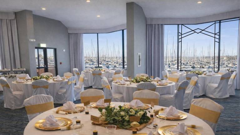 Holiday Inn Express Hotel & Suites Ventura Harbor By IHG — photo 2