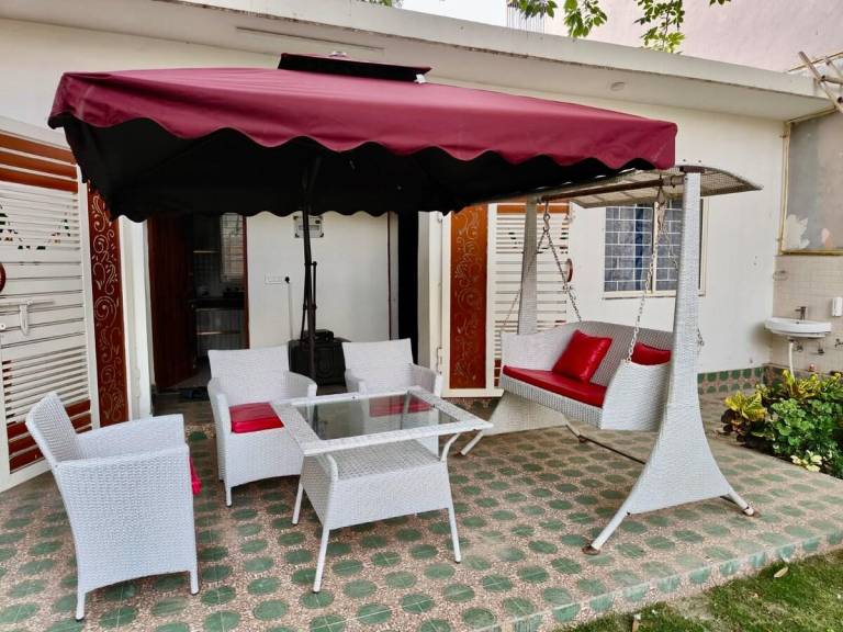 300 m² Villa