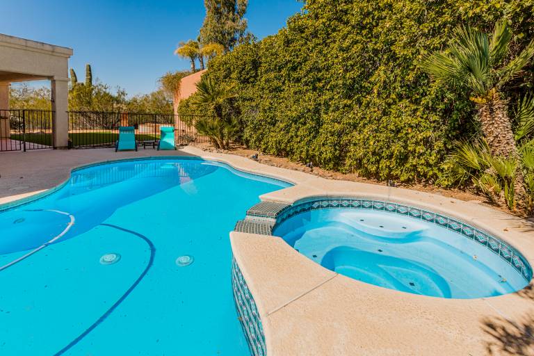 House Oro Valley