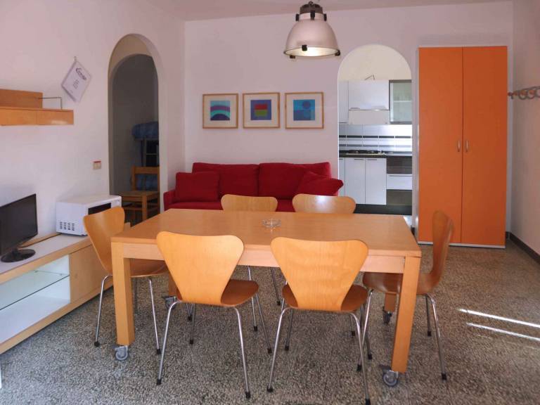 Holiday apartment with yard | Close to the beach | Pet-friendly — photo 4