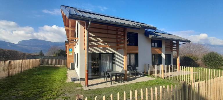 Gite with patio — photo 2