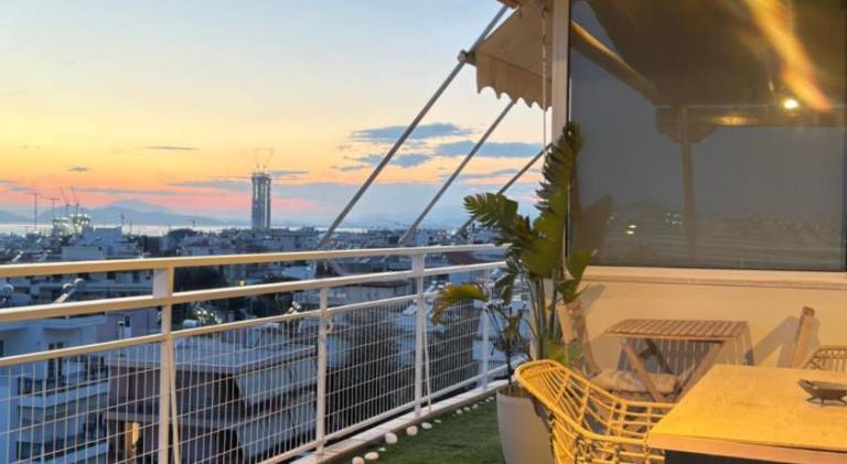 Glyfada Residence Top Floor With Sea & Tower View in Glyfada