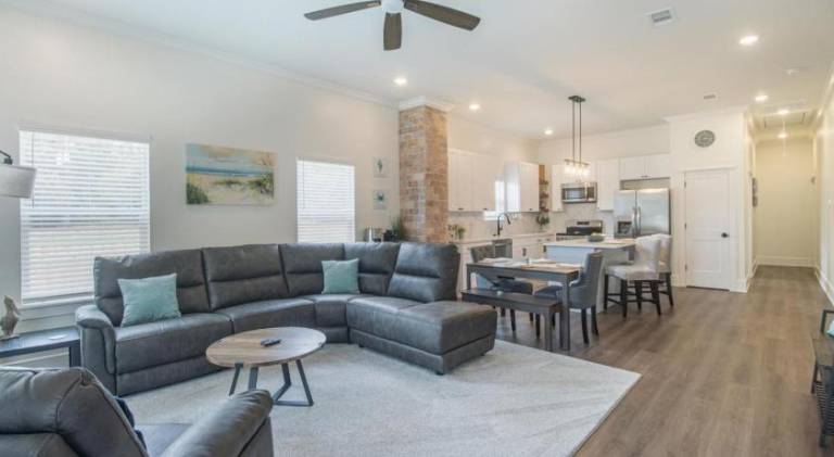 Wonderful vacation home | Close to the beach | Pet-friendly in Gulfport, MS