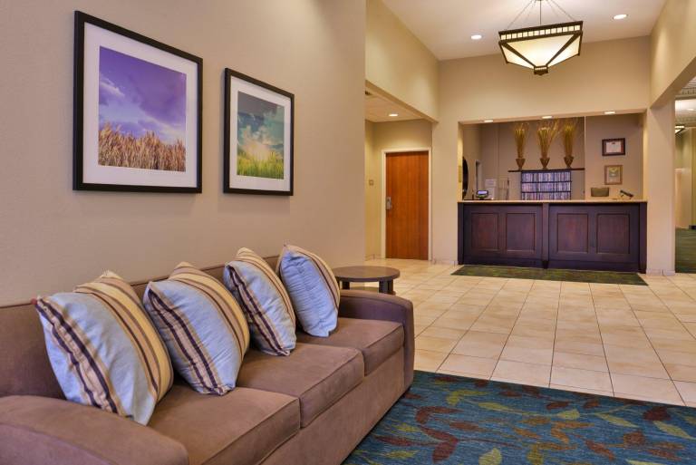 Candlewood Suites Terre Haute By IHG — photo 3