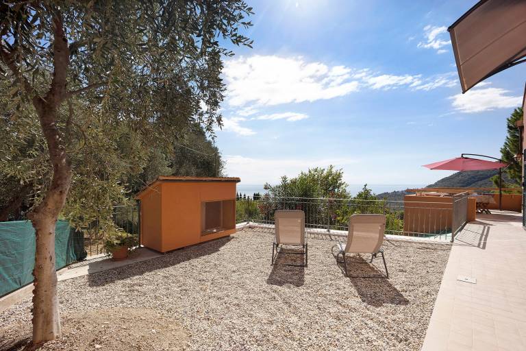 Pet-Friendly Apartment 'La Colombera' with Sea View, Garden & Wi-Fi — photo 3