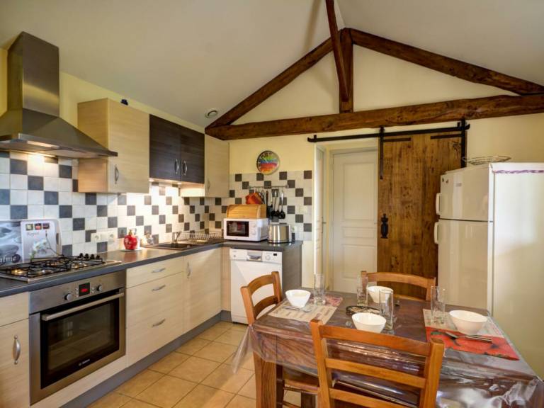 Cottage with BBQ — photo 4