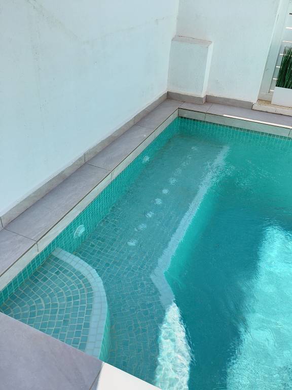 Fully equipped house with hot tub, private pool & terrace | Pet-friendly — photo 5