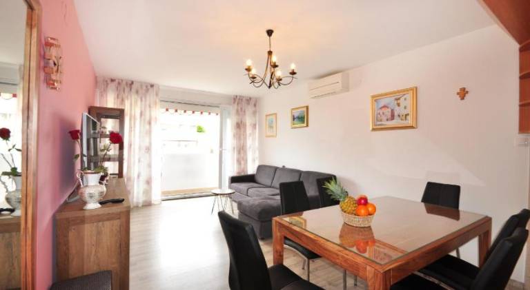 Nice holiday apartment | Dogs allowed in Split
