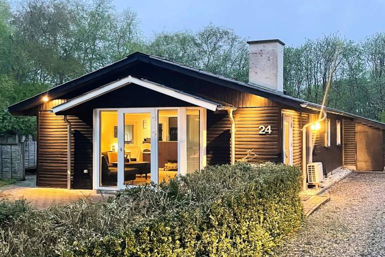 Ferienhaus mit Hund inBork Havn  f&uuml;r max. 6 Personen