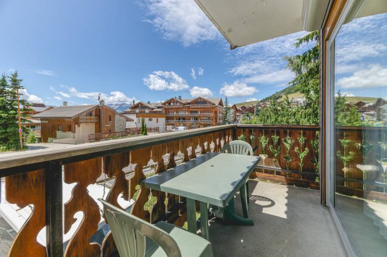 Fully equipped rental apartment with fast internet | Ski nearby | Dogs allowed in Huez