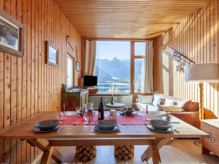 Fully equipped rental apartment | Lake view | Close to the ski | Pets allowed — photo 2
