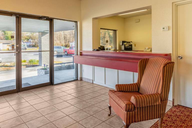 Econo Lodge Middlesboro — photo 4
