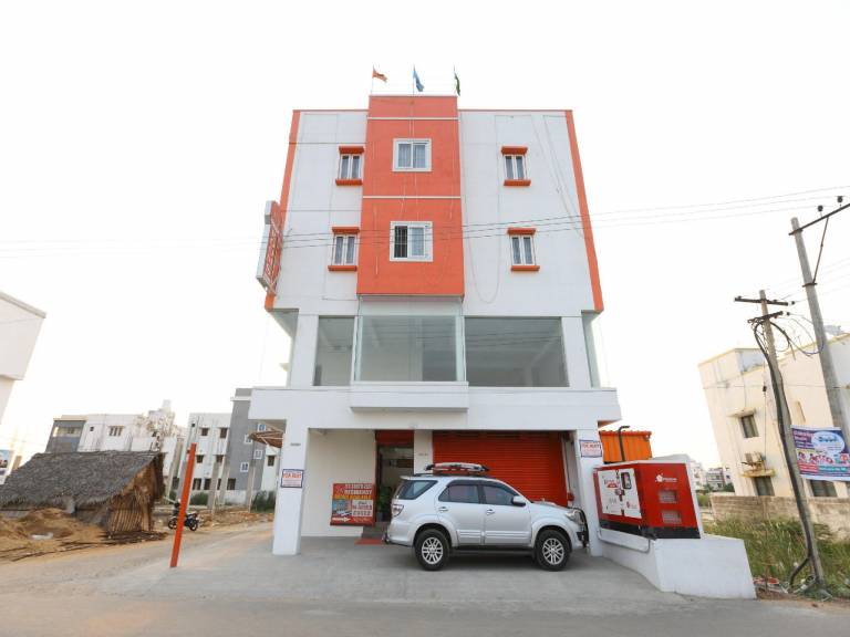 OYO Its South East Residency