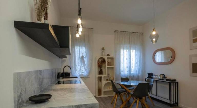 Apartment | Next to Palazzo della Ragione | Good for workation — photo 3