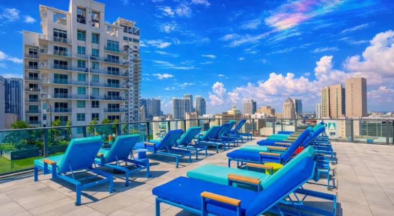 Casa Solea - Luxury High-Rise Condo - Downtown Miami - Pool & Gym - Free Parking - Bright City Views — photo 4