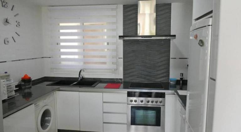 Apartment with terrace, private pool & garden — photo 5