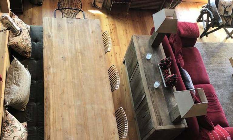 Chalet, 100m from resort center, 1st floor, terrace, fireplace or stove, tv, 250m², Alpe d'Huez — photo 5