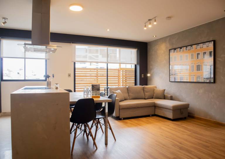 w Picturesque 2BR at Malecon