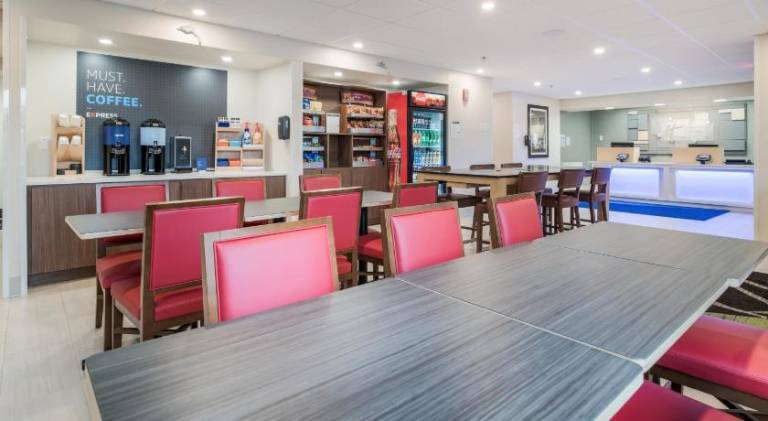 Holiday Inn Express Plymouth By IHG — photo 3
