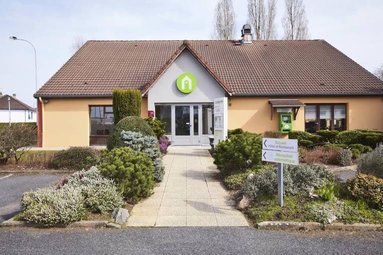KYRIAD Fontenay Tresigny Hotel in Torcy