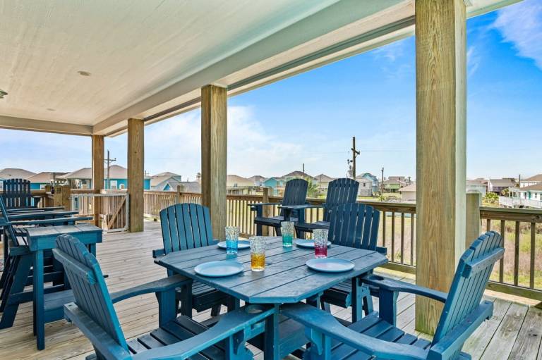 Vacation home with yard & grill — photo 3