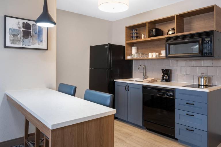 Candlewood Suites Elkhart By IHG — photo 2