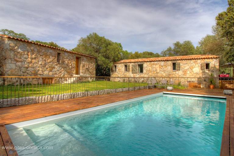 Fully equipped gite with grill, heated pool & garden | Mountain view | Pets are welcome in Sartene